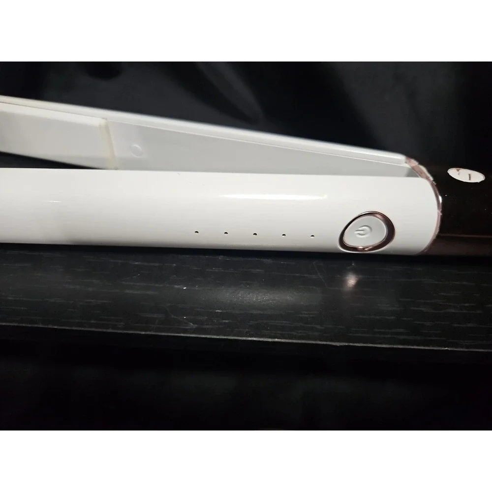 T3 Micro SinglePass Ceramic Flat Iron 1